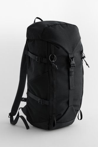 ACTIVE OUTDOOR REPPU 30 L Black, hinta 55,50€