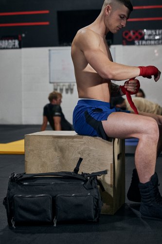 ADAPT HYBRID KIT REPPU 35 L Black, hinta 49,20€