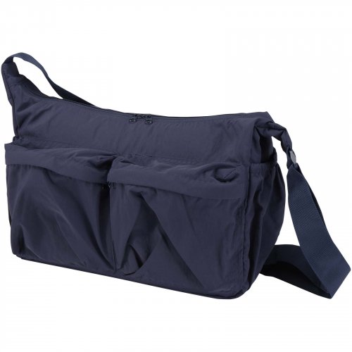 Calli 13 GRS -kierrätysnylonista valmistettu kannettavan tietokoneen olkalaukku Navy, hinta 18,14€