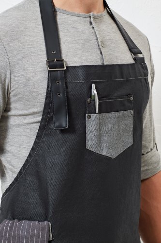 DIVISION ESSU Black Denim, hinta 33,90€