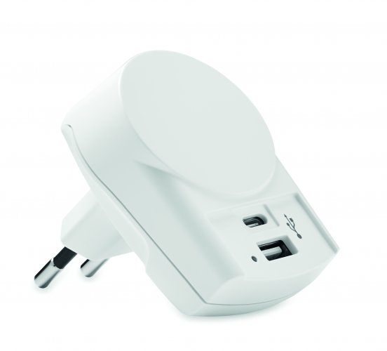 Matka-adapteri USB-laturi 27W EURO USB CHARGER A/C, hinta 25,58€