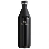 Stanley All Day Slim 600 ml:n vesipullo Kiiltävä musta