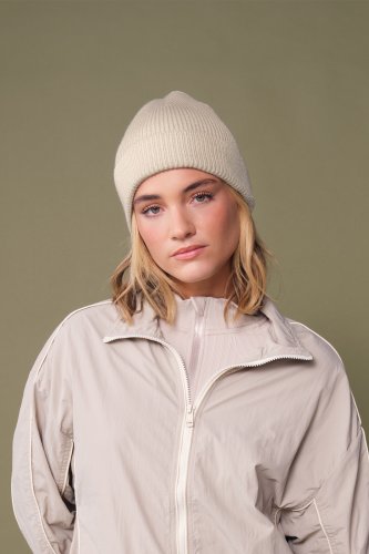 STREETLITE HEIJASTAVA PIPO Almond, hinta 9,60€