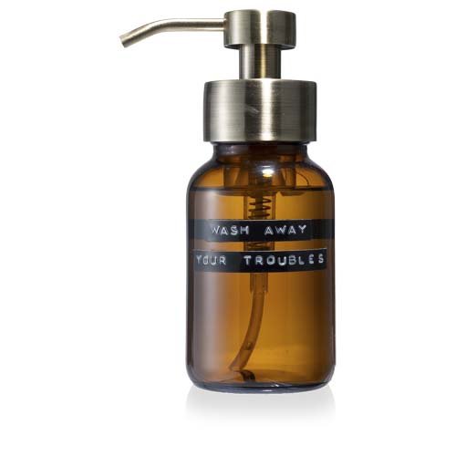 Wellmark 250 ml:n suihkugeeli Meleerattu meripihka, hinta 19,98€